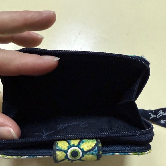 Vera Bradley Daisy Daisy Square Wallet with coin purse. - Picture 11 of 12